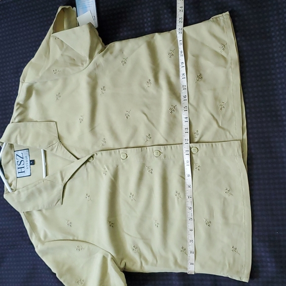 HSZ Studio, pale green, short sleeve size XL - Picture 9 of 11